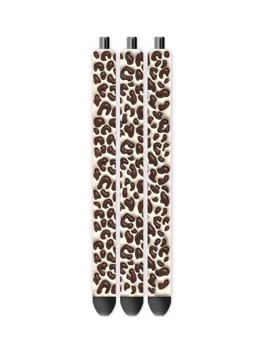 Puffy cheetah print pen wrap