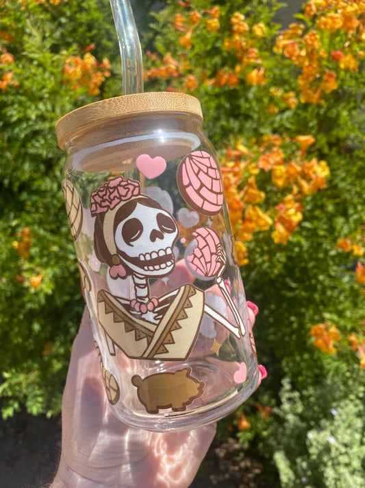 Skeleton concha completed cup