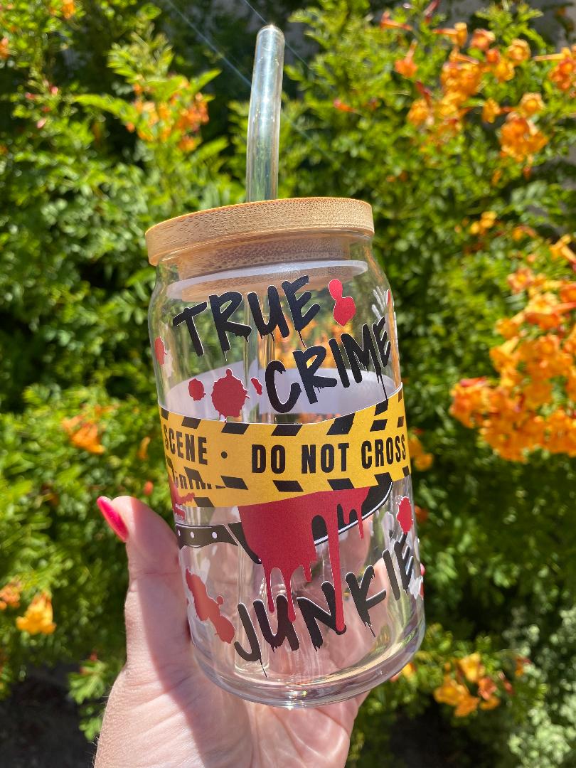 True crime glass can