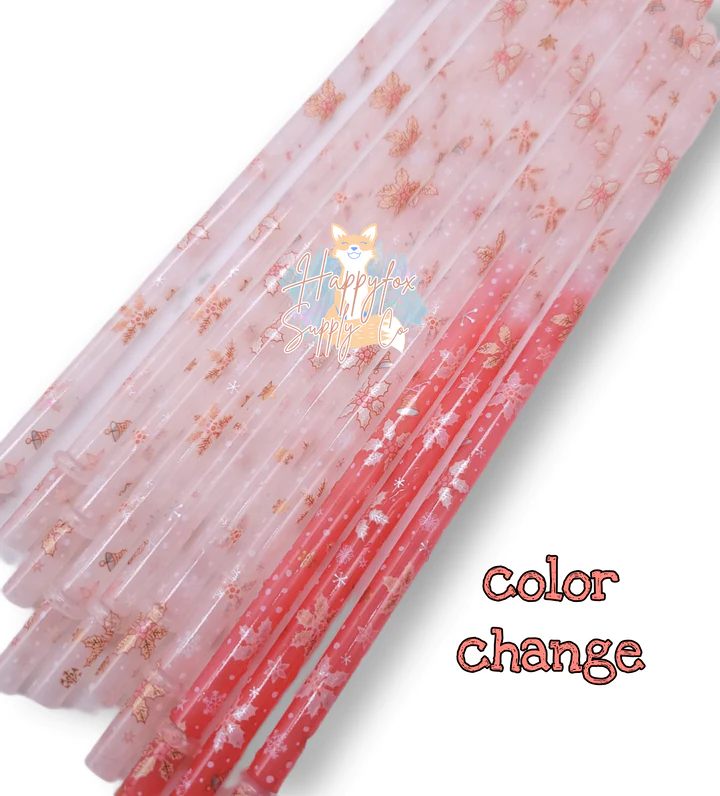 Color changing Christmas straw